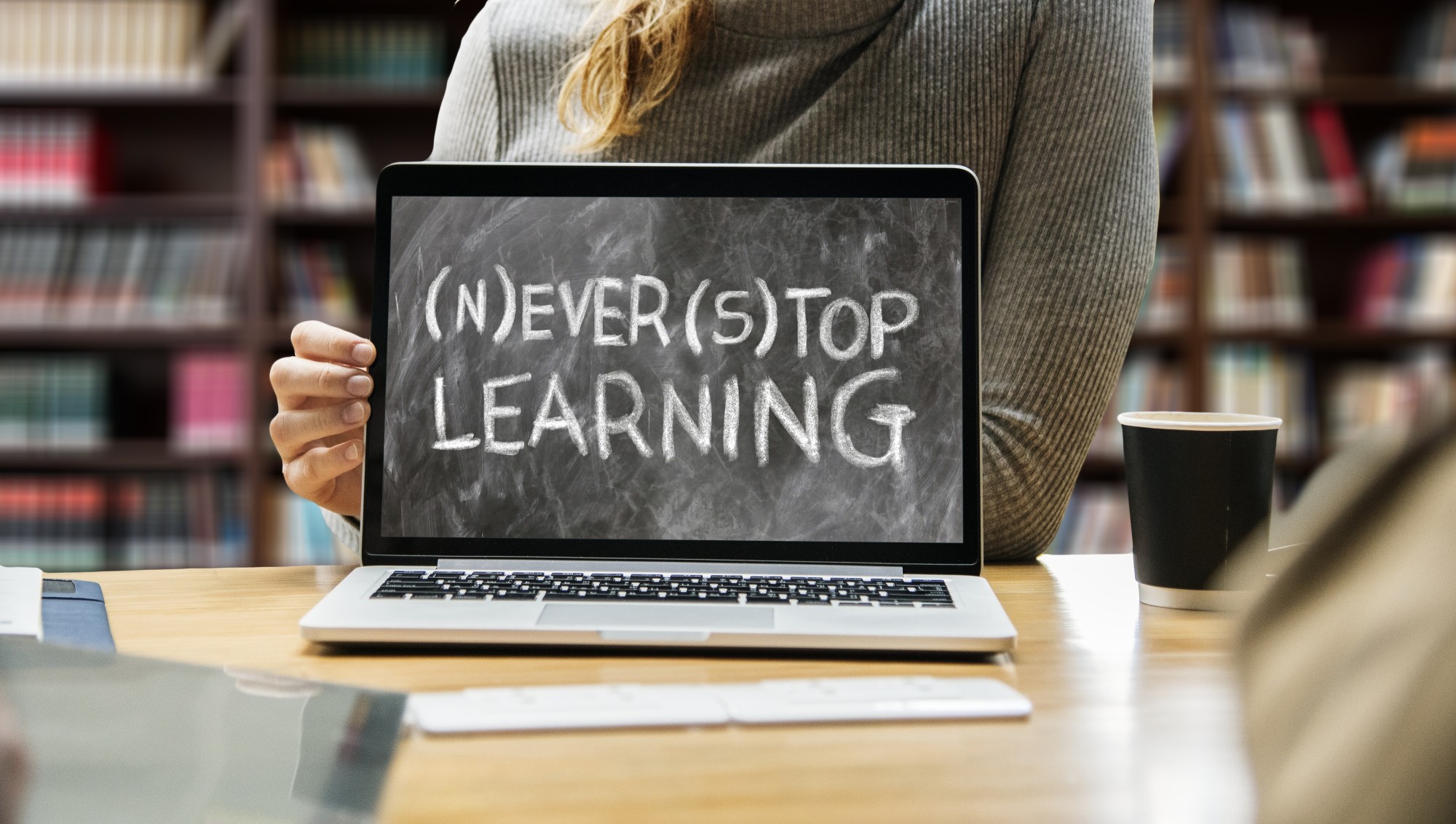 Top 6 Most Important Benefits Of ELearning For Students